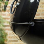 Weber Master-Touch GBS E-5750 – Gourmet BBQ System -Јагленска Скара Ø57cm - Image 7