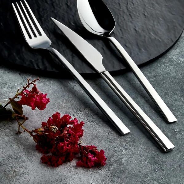 Прибор за јадење ETNA ROMA 36 парчиња steak knife